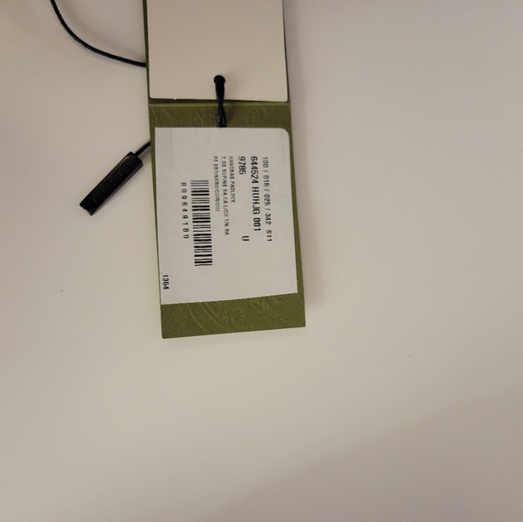 Gucci GG Supreme Padlock Small Shoulder purse. - Picture 8 of 8